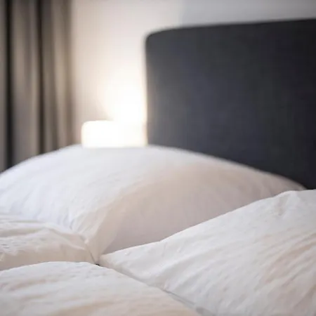아파트 Q-Stall Apartments, Apartment Q3